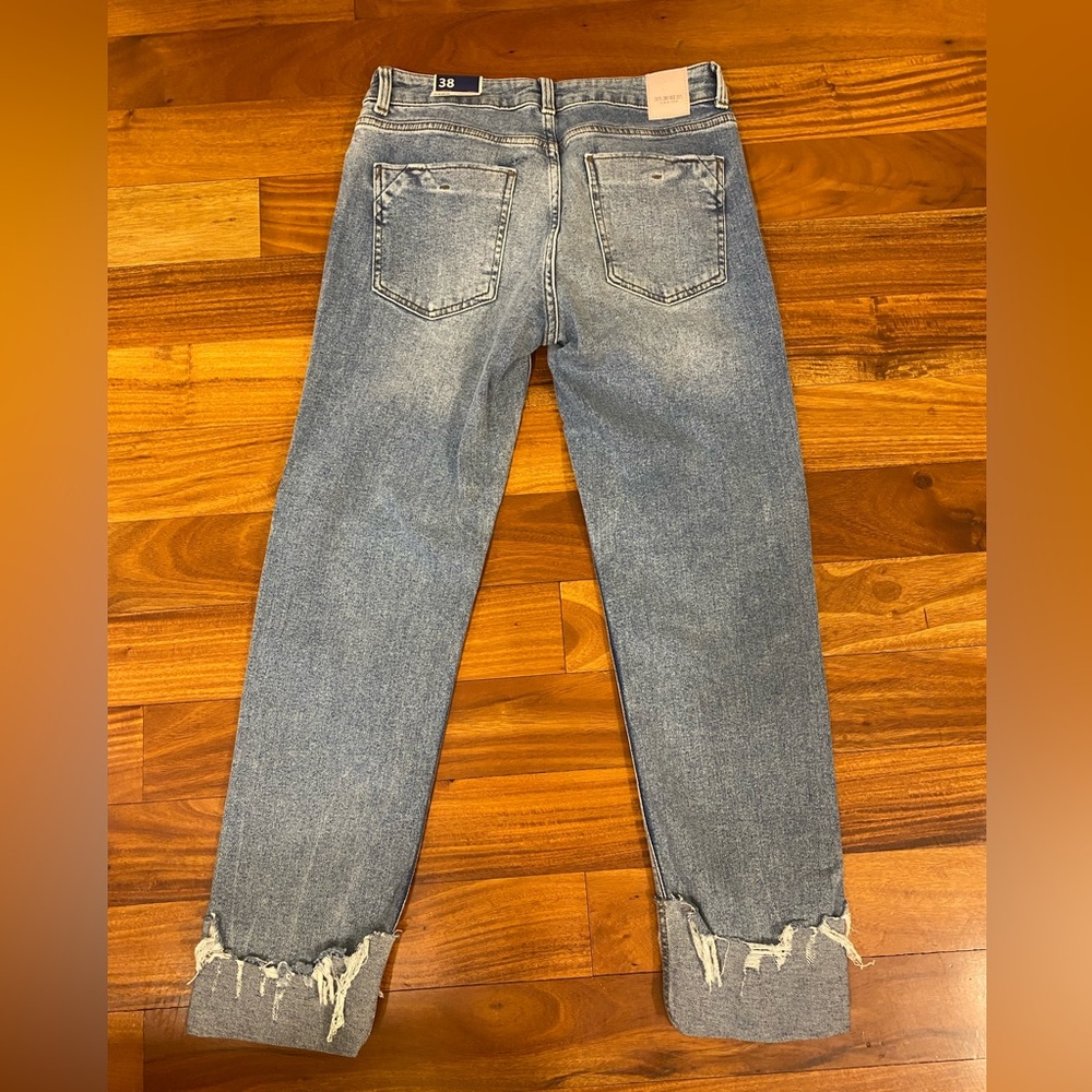 NWT Zara Basic Z1975 Denim Straight Leg Ankle Pearl Cuff Jean Size 06/38 - Picture 2 of 9